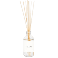 Load image into Gallery viewer, Spa Day Clear Reed Diffuser [Online Only]
