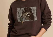 Load image into Gallery viewer, Hunting Dog &amp; Duck Graphic Heavy Blend Crewneck Sweatshirt

