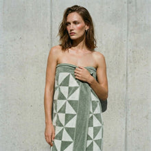 Load image into Gallery viewer, Umbra Australian Cotton Towels [Online Only]
