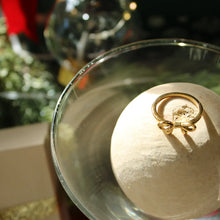 Load image into Gallery viewer, The Bow Ring
