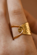 Load image into Gallery viewer, The Sophie Ring
