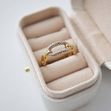 Load image into Gallery viewer, Pave Link Chain Ring
