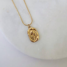 Load image into Gallery viewer, Tulip Pendant Necklace
