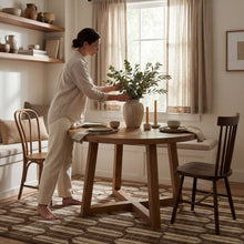 Load image into Gallery viewer, Rovelle Geometric Modern Area Rug
