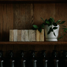 Load image into Gallery viewer, Lavender Buds Cleansing Body Bar
