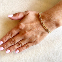 Load image into Gallery viewer, 18k Gold Filled 4.0mm Curb Chain Bracelet
