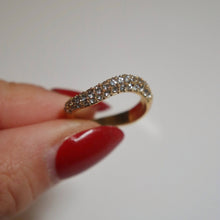 Load image into Gallery viewer, Wavy Pave Ring
