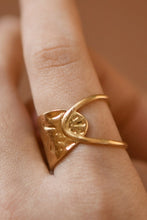 Load image into Gallery viewer, The Sophie Ring
