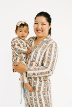 Load image into Gallery viewer, Cottage Bouquet Women's Bamboo Pajama Set
