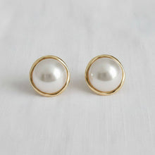 Load image into Gallery viewer, Pearl Stud Earrings
