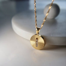 Load image into Gallery viewer, Celestina Necklace
