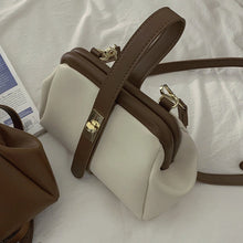 Load image into Gallery viewer, Vintage-Style Clip Buckle Tote Crossbody (Beige)
