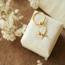 Load image into Gallery viewer, The Knot Ring
