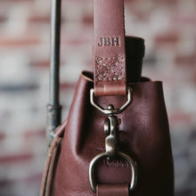 Load image into Gallery viewer, The Muscadine Fine Leather Wine Tote Wine Bottle Carrier Bag | Holtz Leather Co.
