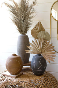 Line Art Vase (3 Styles)