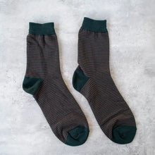 Load image into Gallery viewer, Men&#39;s Striped Socks
